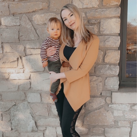 💜Like This Listing💜 @Kyliecosmeticsx is Live💜 - Picture 2 of 6